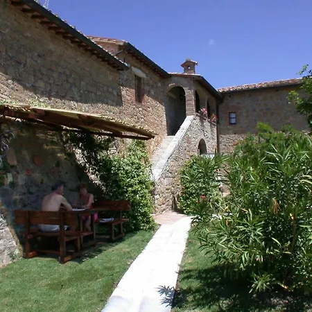 Sleeps 4 Pool Wifi