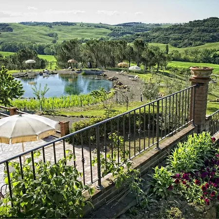 Sleeps 4 Pool Wifi