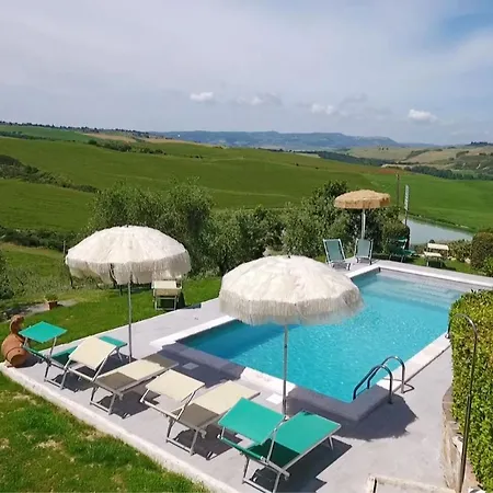 Sleeps 4 Pool Wifi Apartamento